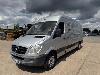 Mercedes-Benz Sprinter Unlisted 2.1 313 CDi RWD L2 4dr