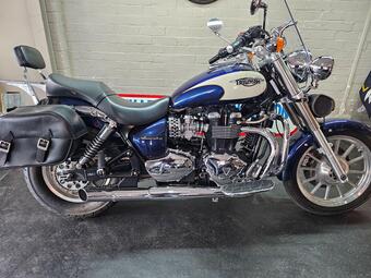 Triumph Bonneville America 865 Custom Cruiser 865