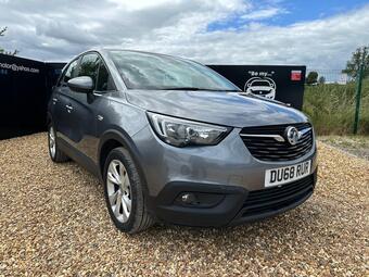Vauxhall Crossland X SUV 1.2 SE Euro 6 5dr