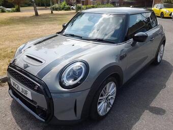 MINI Hatch Hatchback 2.0 Cooper S Exclusive Steptronic Euro 6 (s/s) 3dr