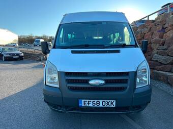 Ford Transit Minibus 2.4 TDCi 430 Duratorq RWD L4 H2 4dr