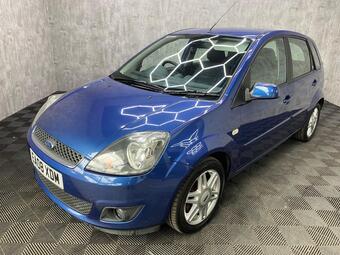 Ford Fiesta Hatchback 1.4 Ghia 5dr