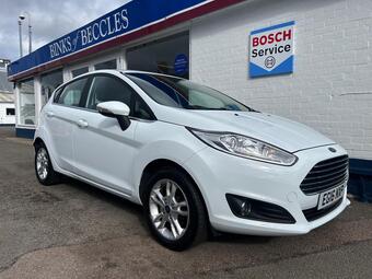 Ford Fiesta Hatchback 1.25 Zetec Euro 6 5dr