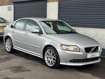 Volvo S40 Saloon 2.5 T5 R-Design SE Sport Geartronic Euro 4 4dr