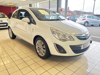 Vauxhall Corsa Hatchback 1.2 16V SE Euro 5 3dr