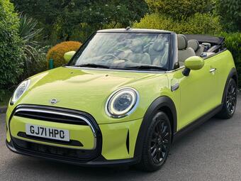 MINI Convertible Convertible 1.5 Cooper Classic Euro 6 (s/s) 2dr