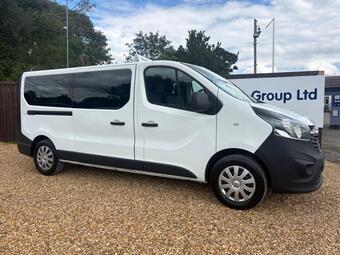 Vauxhall Vivaro Combi Van 1.6 CDTi 2900 L2 H1 Euro 6 (s/s) 5dr (9 Seat)