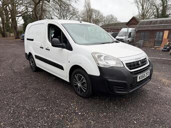 2018 PEUGEOT PARTNER 1.6 BLUEHDI 744 S L2 6DR 11 PHOTOS PEUGEOT PARTNER 1.6 BLUEHDI... photo