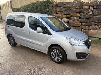 2015 PEUGEOT PARTNER TEPEE 1.6 VTI ACTIVE EURO 6 5DR 15 PHOTOS PEUGEOT PARTNER TEPEE... photo