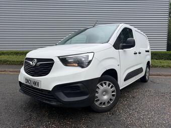 Vauxhall Combo Panel Van 1.5 Turbo D 2300 Dynamic L2 H1 Euro 6 4dr