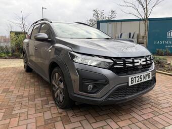 2025 DACIA JOGGER 1.6 HYBRID EXPRESSION AUTO EURO 6 S S 5DR 19 PHOTOS DACIA... photo