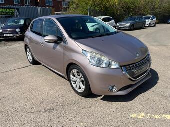 2012 208 1.4 VTI ALLURE EURO 5 5DR 34 PHOTOS 1 VIDEO PEUGEOT 208... photo