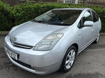 Toyota Prius Hatchback 1.5 T4 CVT 5dr