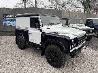 Land Rover Defender 90 SUV 2.2 TDCi Station Wagon 4WD SWB Euro 5 3dr