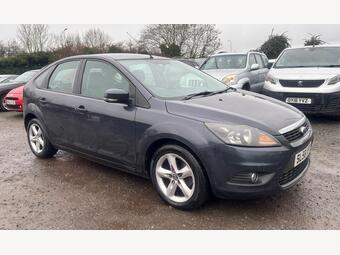 2008 POPULAR HATCHBACK. POWERED BY A RELIABLE 1.6 LITRE PETROL ENGINE, THIS FOCUS OFFERS... photo