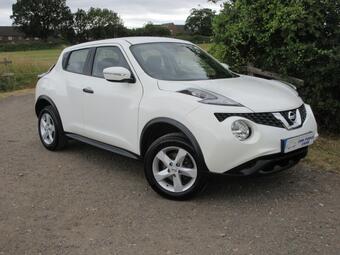 Nissan Juke SUV 1.6 Visia Euro 6 5dr