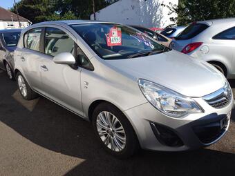 Vauxhall Corsa Hatchback 1.2i ecoFLEX 16V SE Euro 5 (s/s) 5dr