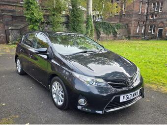Toyota Auris Hatchback 1.33 Dual VVT-i Icon Euro 5 (s/s) 5dr