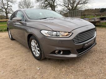 Ford Mondeo Hatchback 1.6 TDCi ECOnetic Zetec Euro 5 (s/s) 5dr