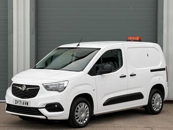 Vauxhall Combo Panel Van 1.5 Turbo D 2300 Sportive L1 H1 Euro 6 4dr