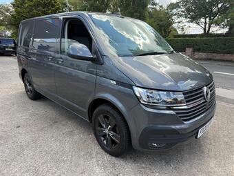 Volkswagen Transporter Panel Van 2.0 TDI T32 Highline DSG FWD SWB Euro 6 (s/s) 5dr