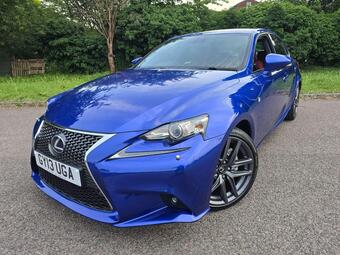Lexus IS Saloon 2.5 300h F Sport Limited Edition E-CVT Euro 6 (s/s) 4dr