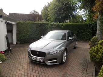 Jaguar XF Saloon 2.0d R-Sport Auto Euro 6 (s/s) 4dr
