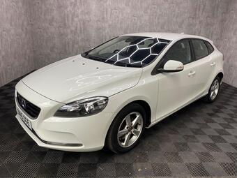 Volvo V40 Hatchback 2.0 D2 ES Euro 6 (s/s) 5dr