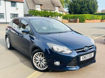 Ford Focus Hatchback 1.0T EcoBoost Zetec Euro 5 (s/s) 5dr