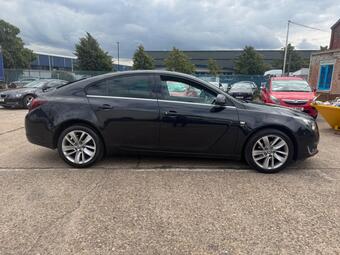 Vauxhall Insignia Hatchback 2.0 CDTi SRi Nav Euro 6 (s/s) 5dr