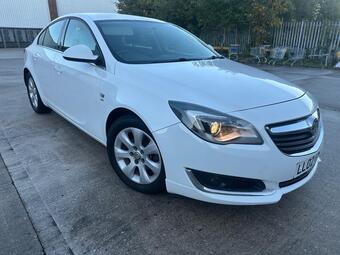 Vauxhall Insignia Hatchback 2.0 CDTi SRi Nav Euro 6 (s/s) 5dr