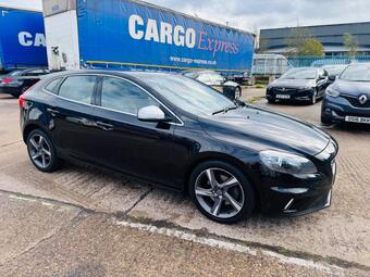 Volvo V40 Hatchback 2.0 D2 R-Design Euro 6 (s/s) 5dr