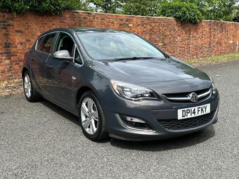 Vauxhall Astra Hatchback 1.4T 16v SRi Euro 5 5dr