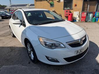 Vauxhall Astra Hatchback 1.6 16v Active Limited Edition Euro 5 5dr