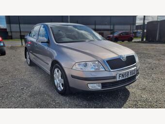 Skoda Octavia Hatchback 1.9 TDI Elegance DSG Euro 4 5dr