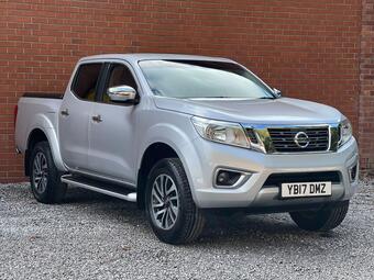Nissan Navara Pickup 2.3 dCi N-Connecta 4WD Euro 6 (s/s) 4dr
