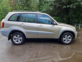 Toyota RAV4 SUV 2.0 VVT-i XT3 4WD 5dr