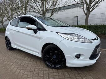 2010 POPULAR MODEL. PIONEER TOUCHSCREEN SYSTEM. POWERED BY A RE... COMPARE ENQUIRE ABOUT FINANCE... photo