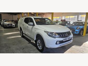 Mitsubishi L200 Pickup 2.4 DI-D DC Titan 4WD Euro 6 4dr