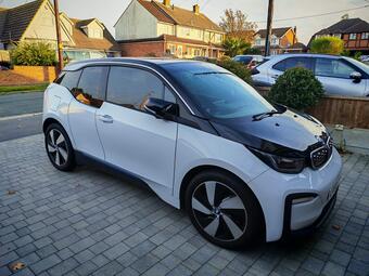 Details for a 2019 BMW i3 120 BEV