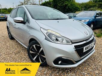 Peugeot 208 Hatchback 1.2 PureTech Allure Premium Euro 6 (s/s) 5dr