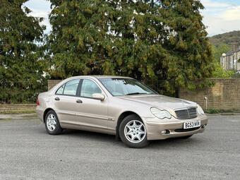 Mercedes-Benz C Class Saloon 1.8 C180 Kompressor Classic SE 4dr