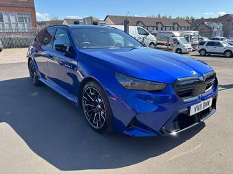2026 BMW M5 4.4 22.1KWH TOURING STEPTRONIC XDRIVE EURO 6 S S 5DR 90 PHOTOS... photo