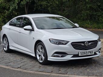 Vauxhall Insignia Hatchback 2.0 Turbo D BlueInjection SRi VX Line Nav Grand Sport Euro 6 (s/s) 5dr