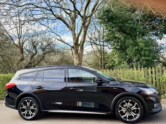 FORD FOCUS 1.0T ECOBOOST ACTIVE X AUTO EURO 6 S S 5DR 50 PHOTOS...