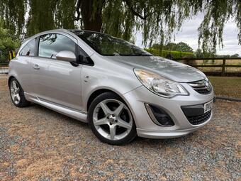 Vauxhall Corsa Hatchback 1.4 16V SRi Euro 5 3dr