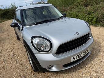 2016 MINI COUNTRYMAN 1.6 ONE EURO 5 S S 5DR 17 PHOTOS MINI COUNTRYMAN 1.6... photo