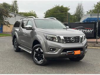 Nissan Navara Pickup 2.3 dCi Tekna Auto 4WD Euro 6 4dr