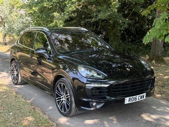 Porsche Cayenne SUV 4.2 TD V8 S TiptronicS 4WD Euro 5 (s/s) 5dr