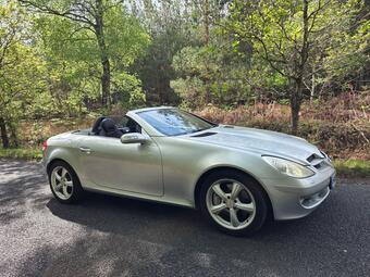 Mercedes-Benz SLK Convertible 3.5 SLK350 7G-Tronic 2dr